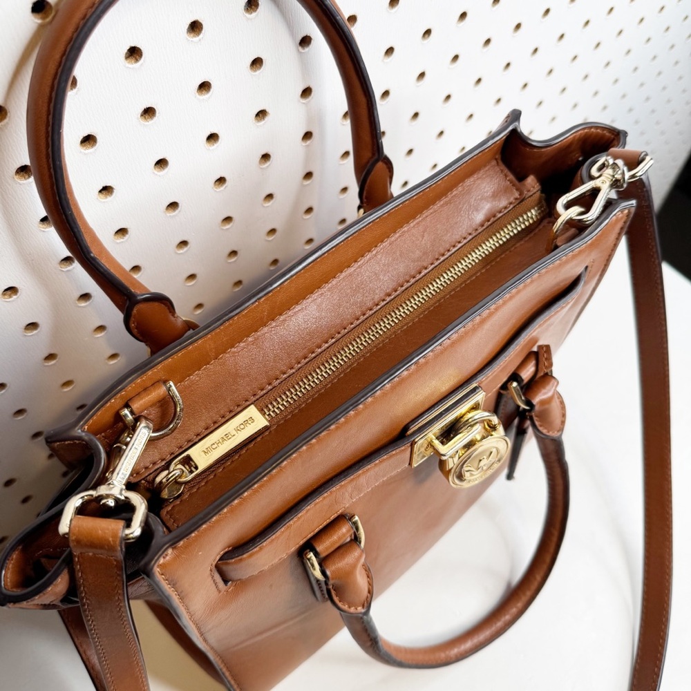 Michael‎ Kors | Hamilton Traveler Luggage Messenger Leather Crossbody Handbag - Picture 2 of 16